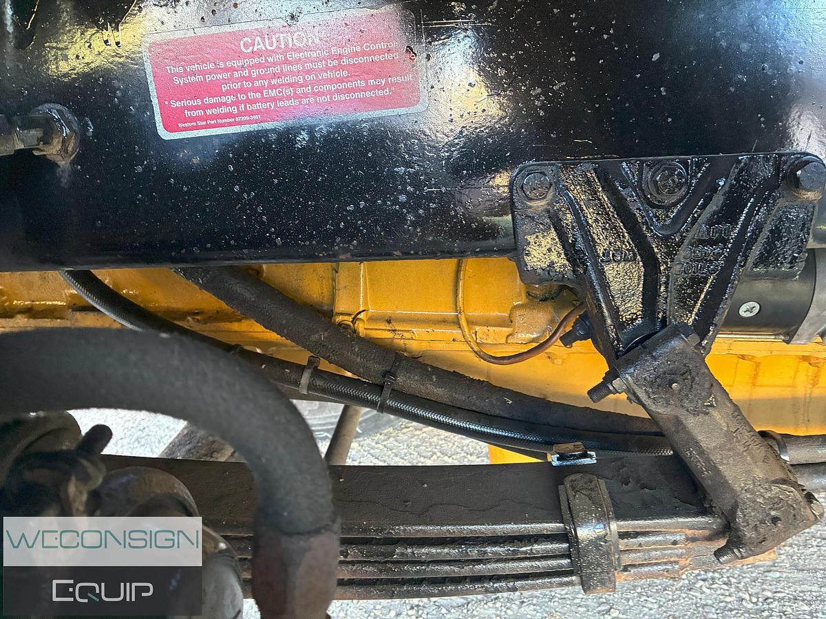 Used 1998 Western Star 4x6 Picker Truck