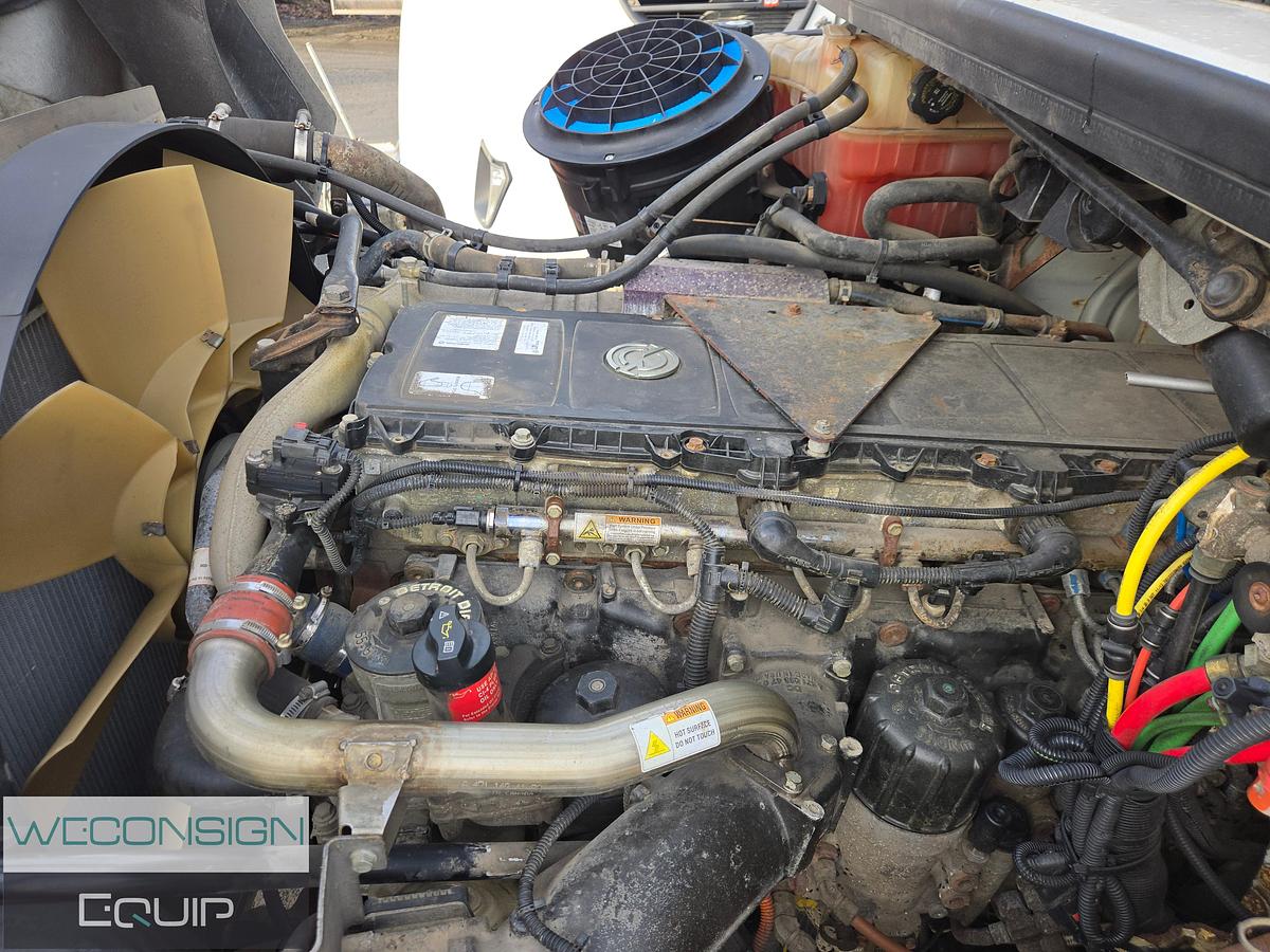 Used 2013 Freightliner 114SD TA Digger Truck