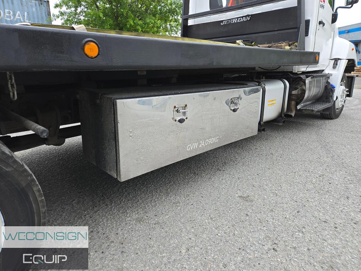 Used 2013 Hino Single Axle Rollback / Tow Truck