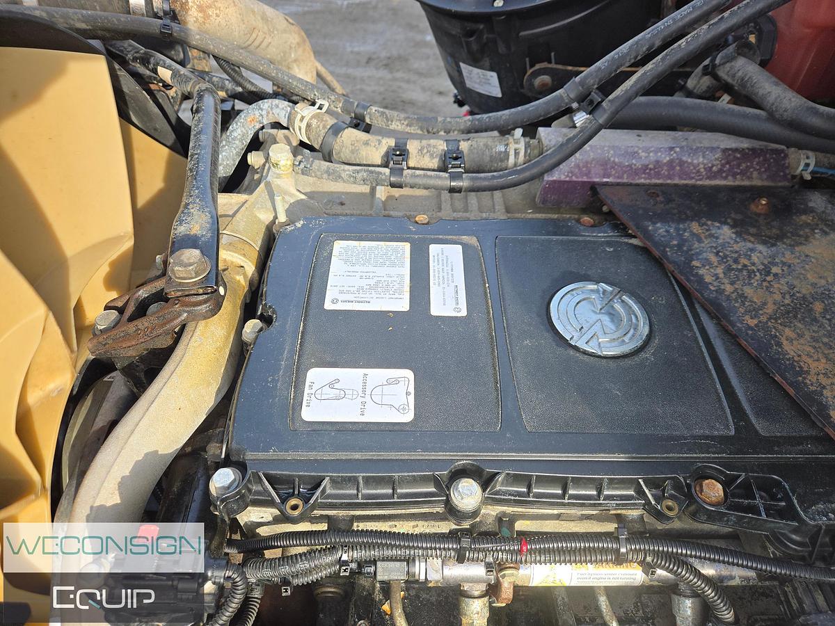 Used 2013 Freightliner 114SD TA Digger Truck