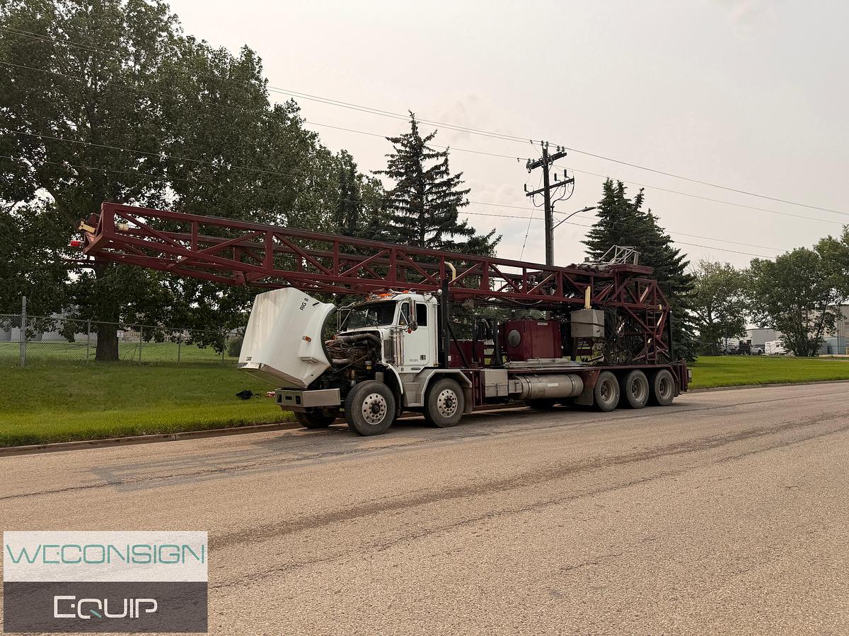Used 2007 Freightliner FLD120 Snubbing Unit