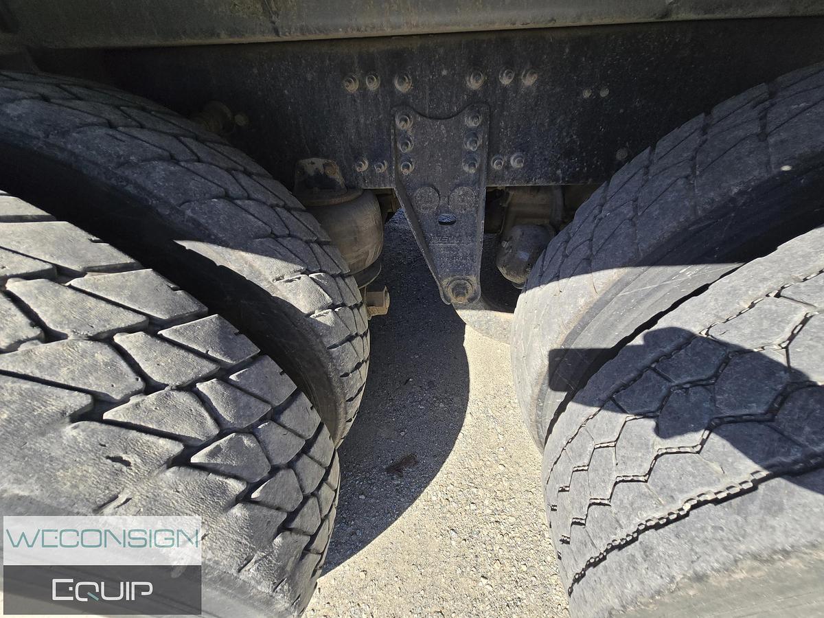 Used 2015 CAT Hydro Excavator