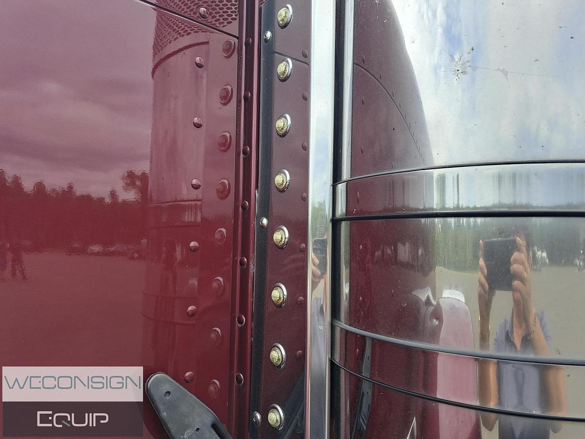 Used 2020 Peterbilt 389