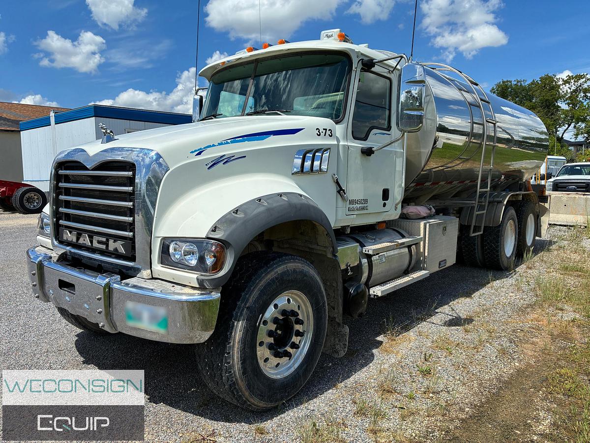 Used 2008 Mack GU713 Water Truck