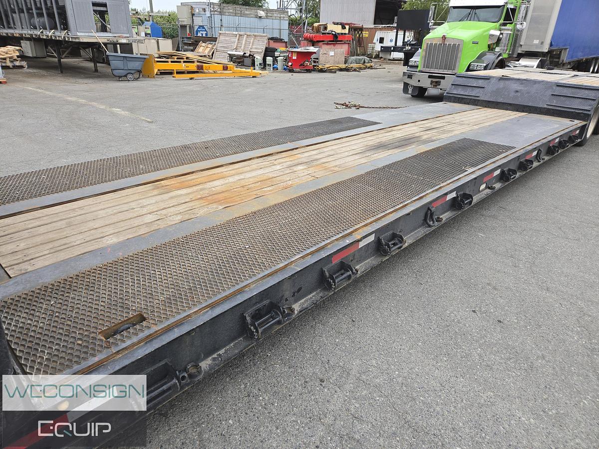 Used 2011 XL Tri-Axle RGN Lowbed