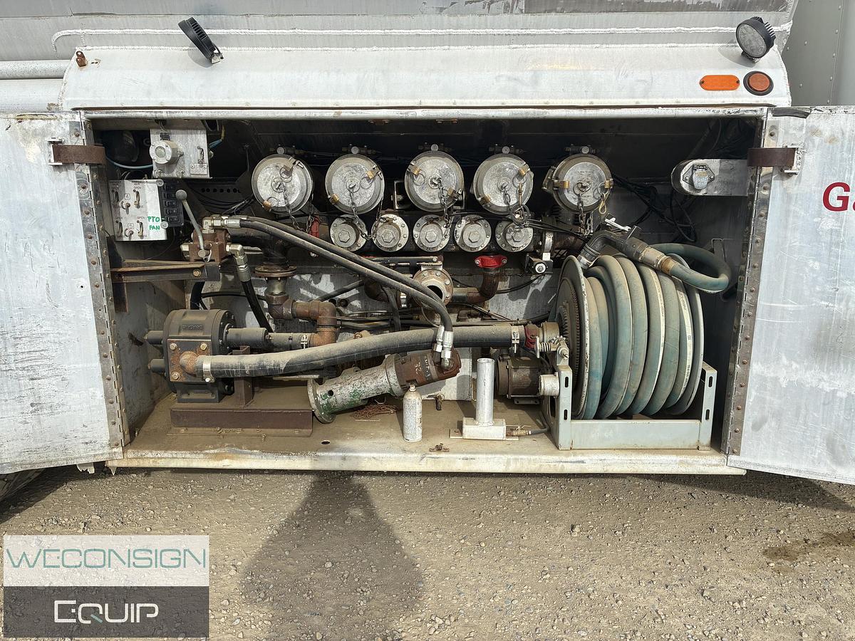 Used 2011 Freightliner Coronado SD Fuel and Lube Truck