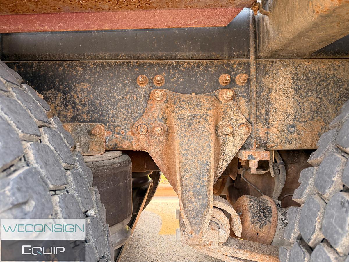 Used 2007 Freightliner FLD120 Snubbing Unit