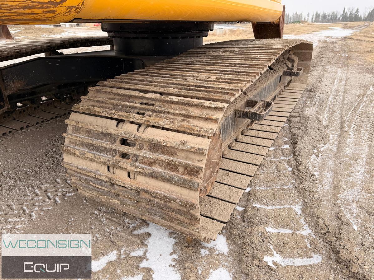 Used 2017 John Deere 250G LC Excavator