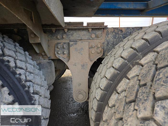 Used 2015 Kenworth T800 Tri Drive Code Semi Vac