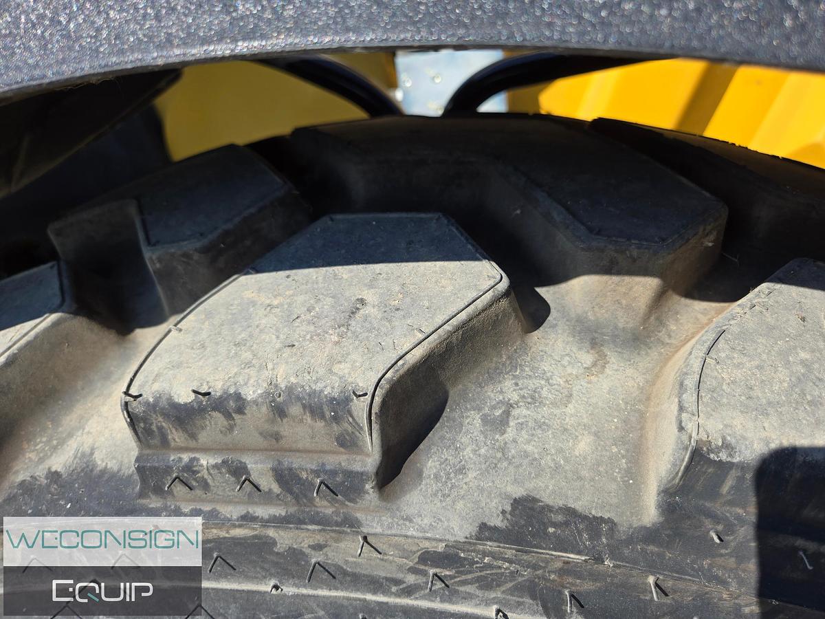 Used 2023 CAT TL1055