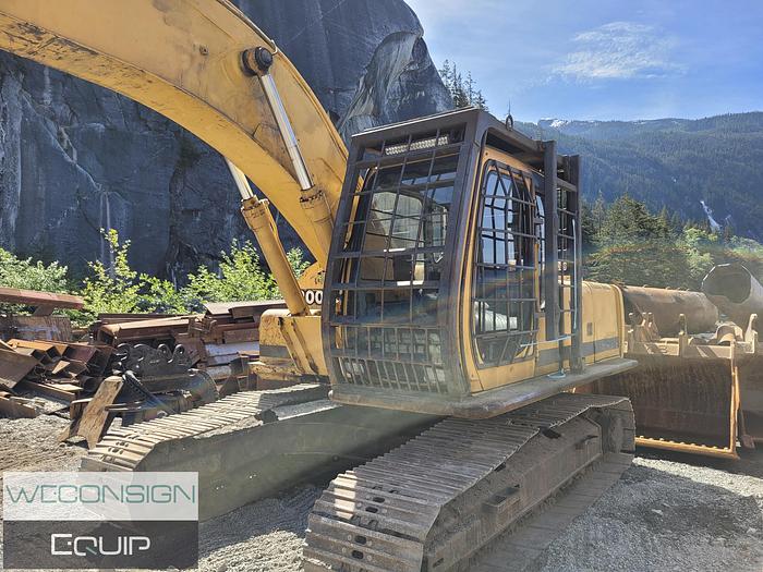 Used 2001 John Deere 200LC Excavator