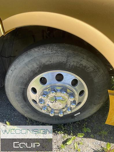 Used 2013 Volvo VNL HWY Truck Tractor