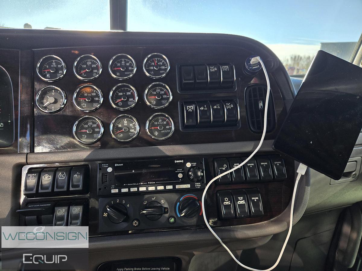 Used 2023 Peterbilt 389 Sleeper Truck Tractor