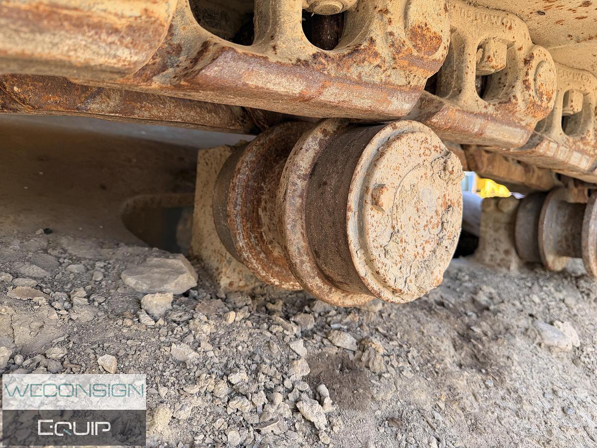 Used 2018 Komatsu PC490LCI-11