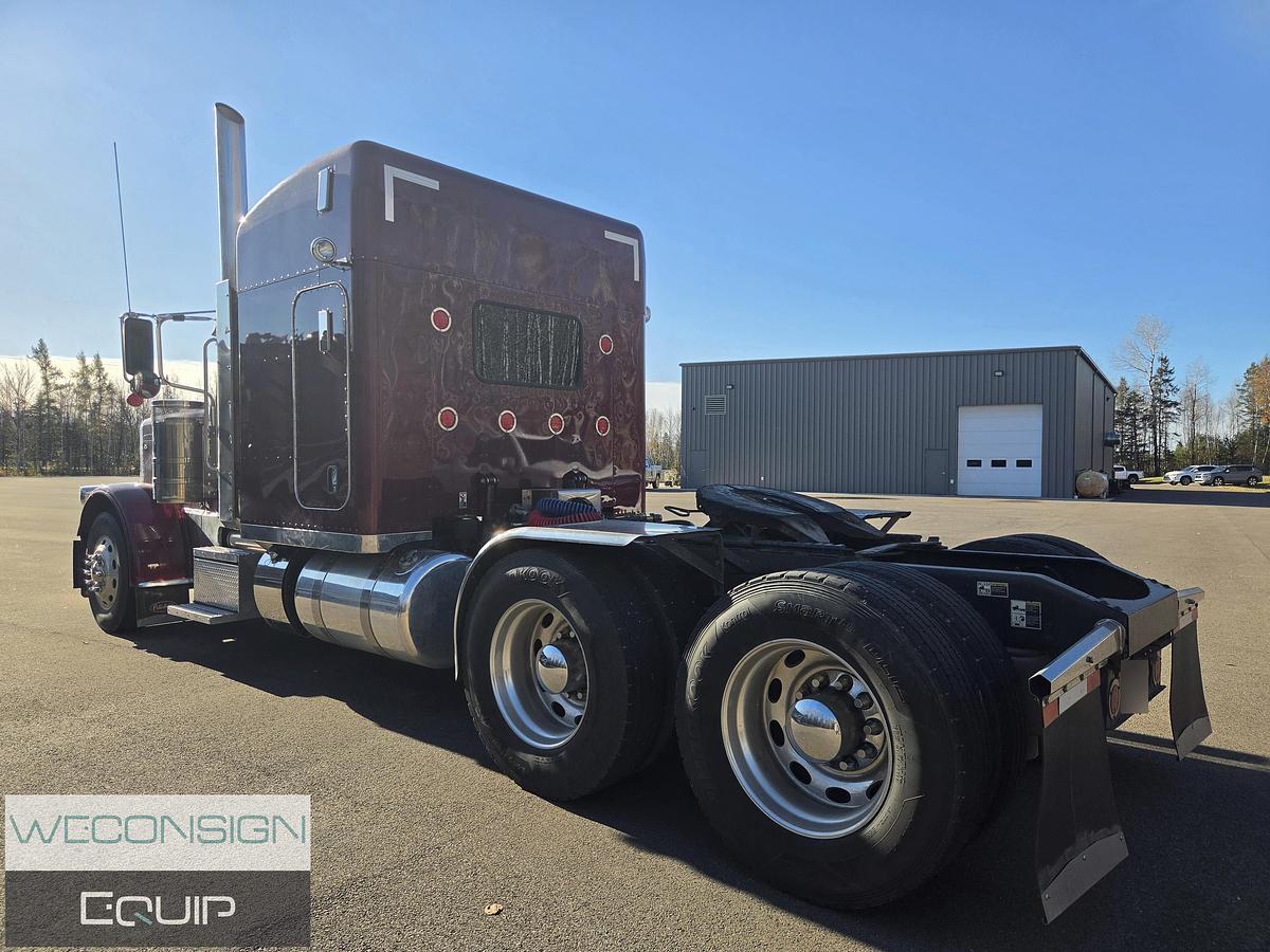 Used 2022 Peterbilt 389 Sleeper Truck Tractor