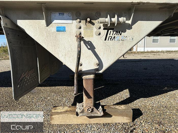 Used 2005 Titan Walking Floor