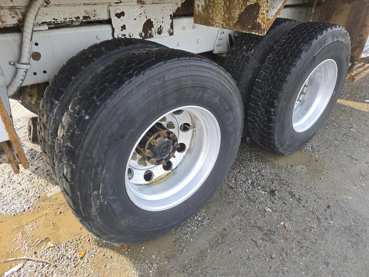 Used 2013 Freightliner 114SD TA Digger Truck