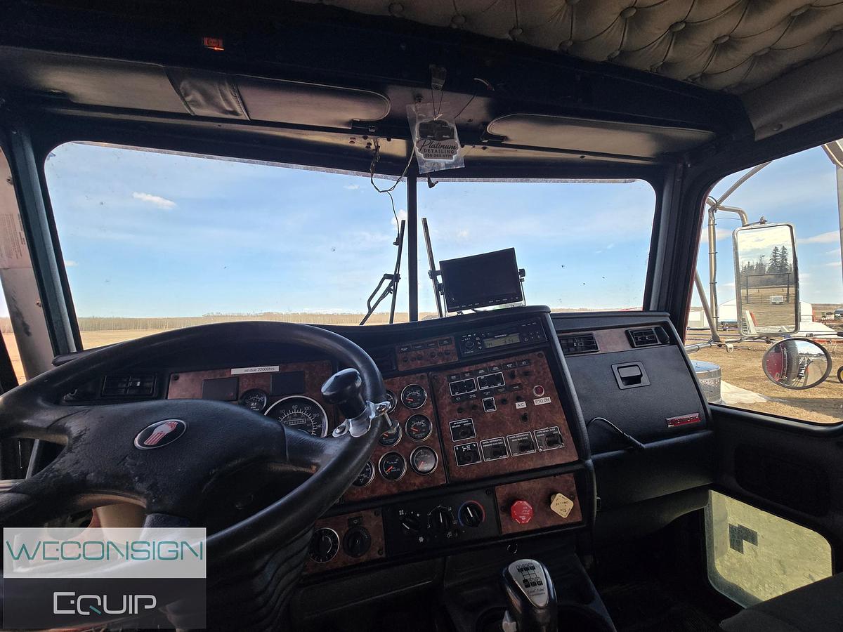 Used 2005 Kenworth T800