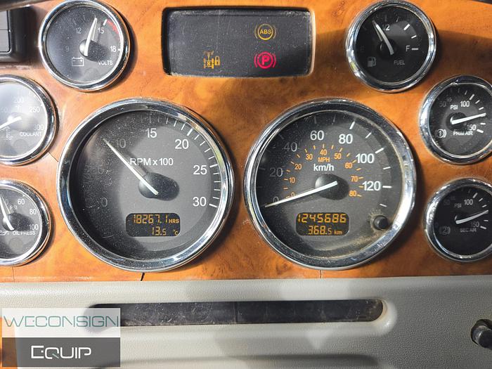Used 2007 Peterbilt 378 Tri Drive Winch Truck