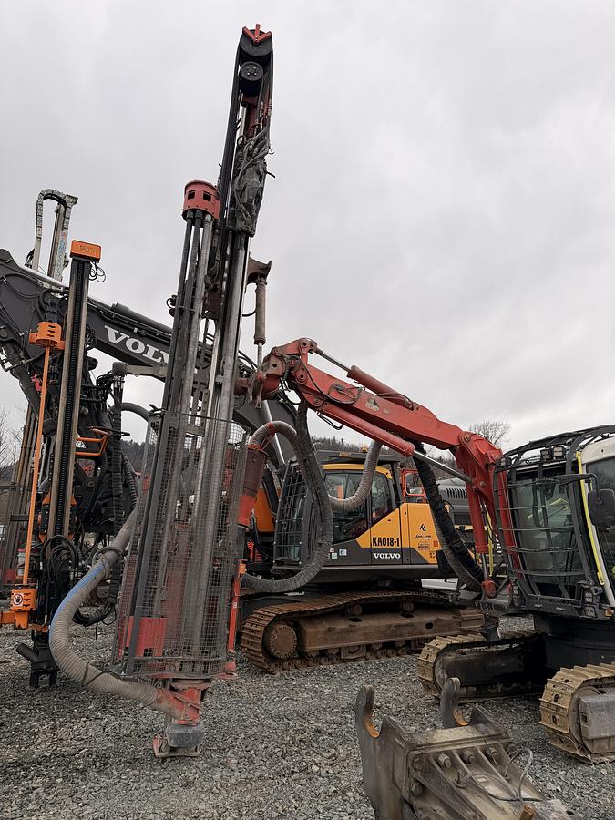 Used 2022 Sandvik DX900i T4 Crawler Mounted Drill