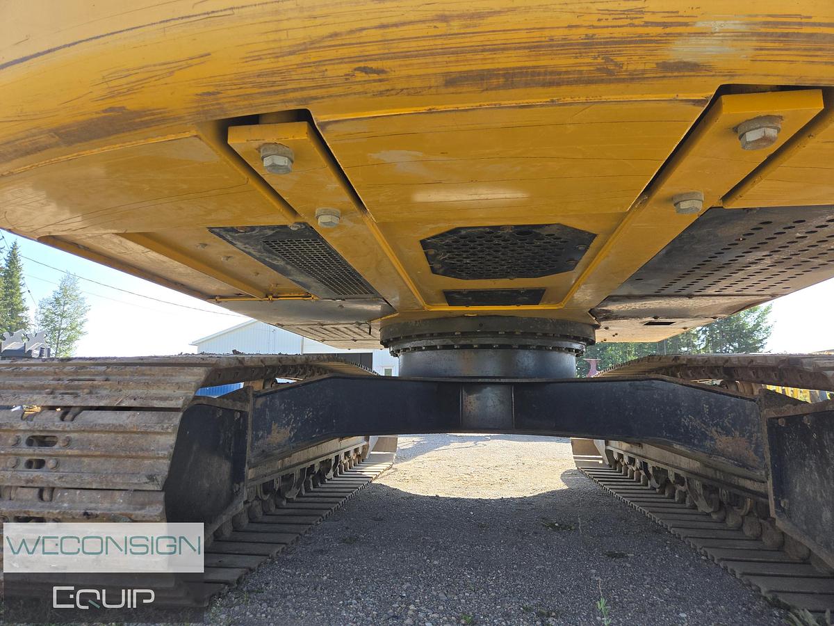 Used 2017 John Deere 250G LC Hydraulic Excavator