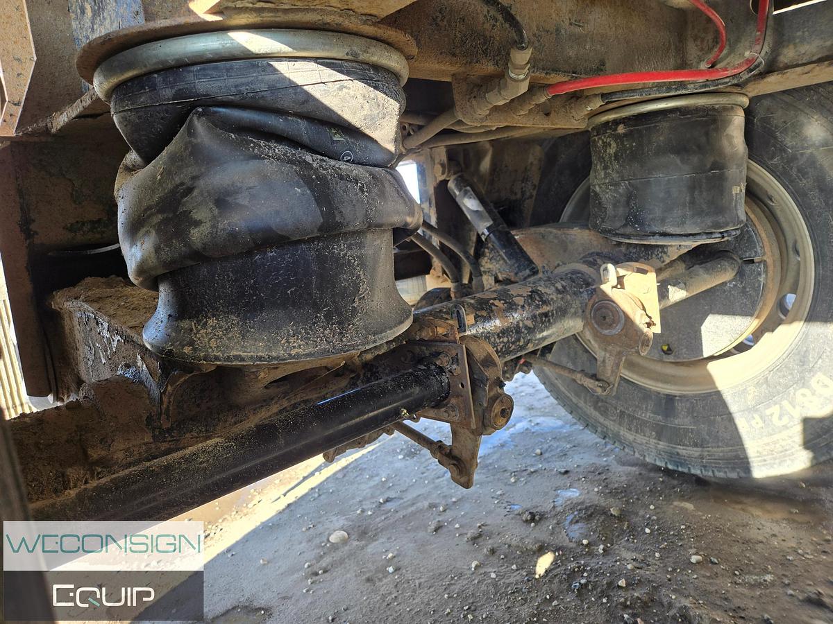 Used 2013 Midland 32'