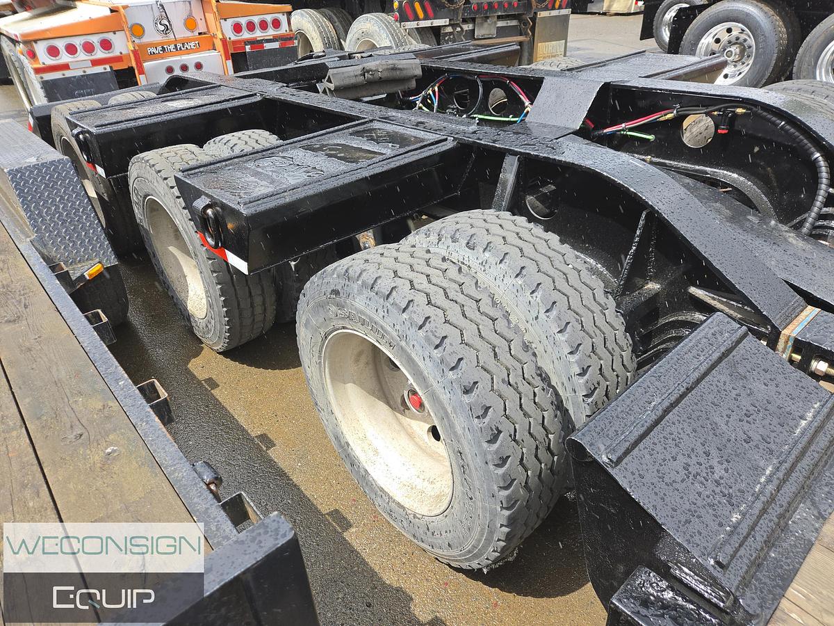 Used 2005 K-Line 60 Ton Lowbed Trailer and Jump Jeep