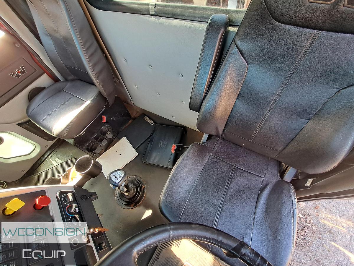 Used 2017 Western Star 4900SF