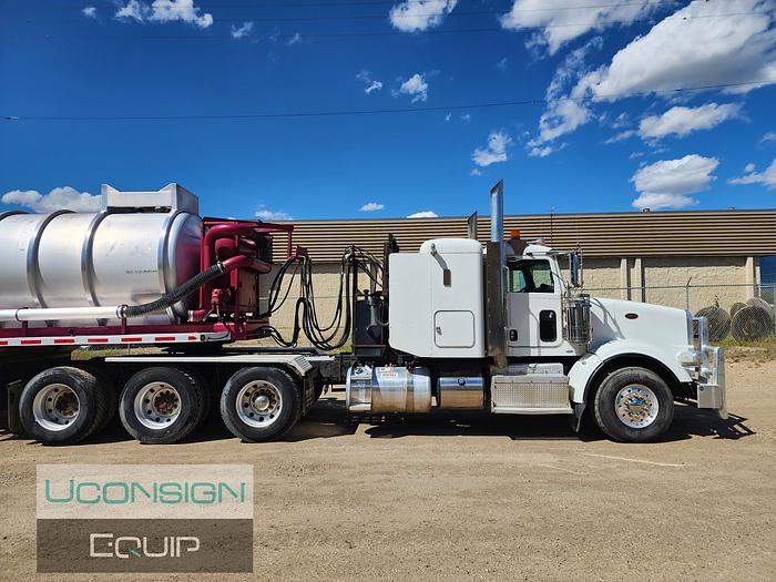 Used 2013 Peterbilt 367 Semi-Vacuum