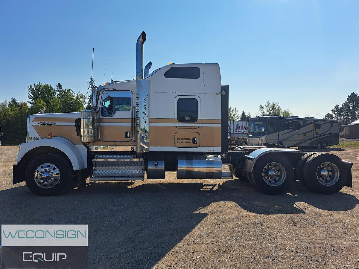 Used 2021 Kenworth W900B