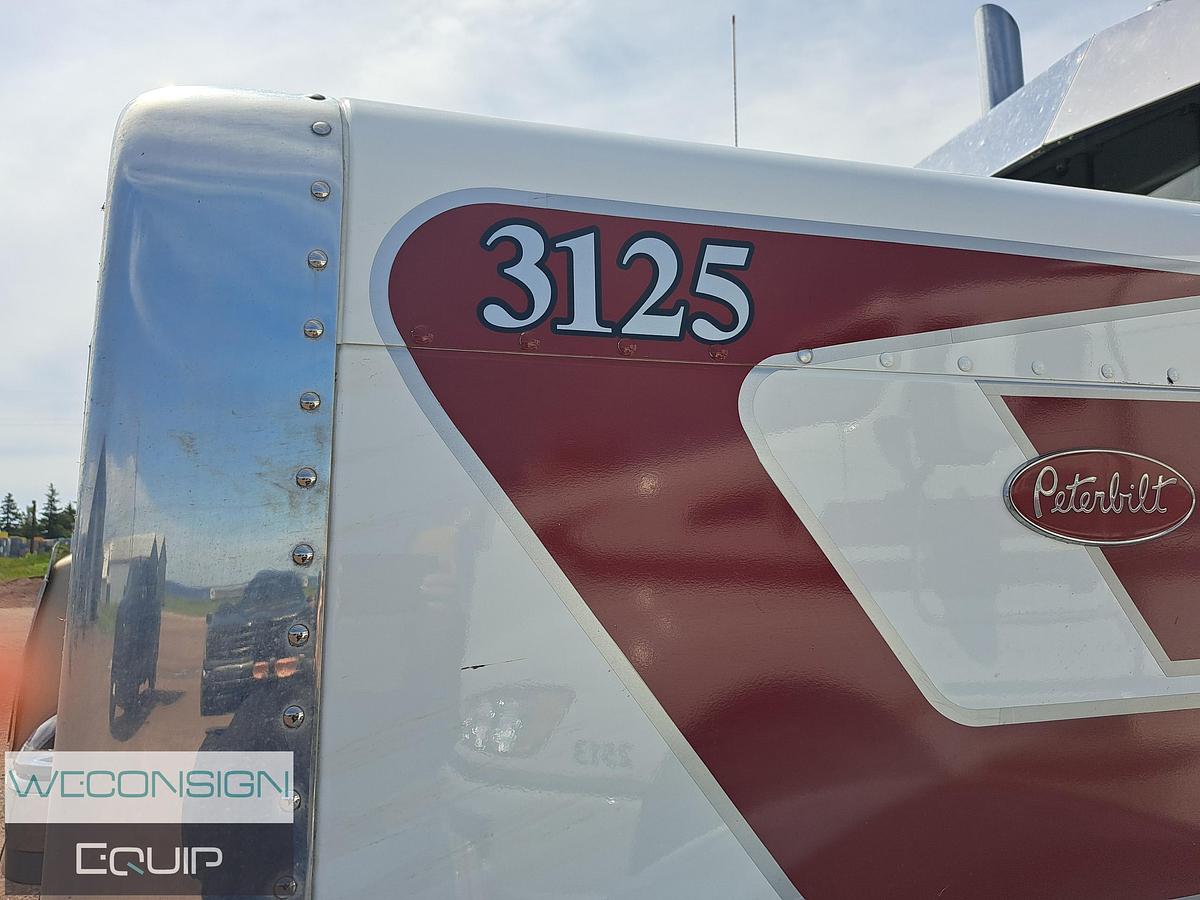 Used 2025 Peterbilt 589