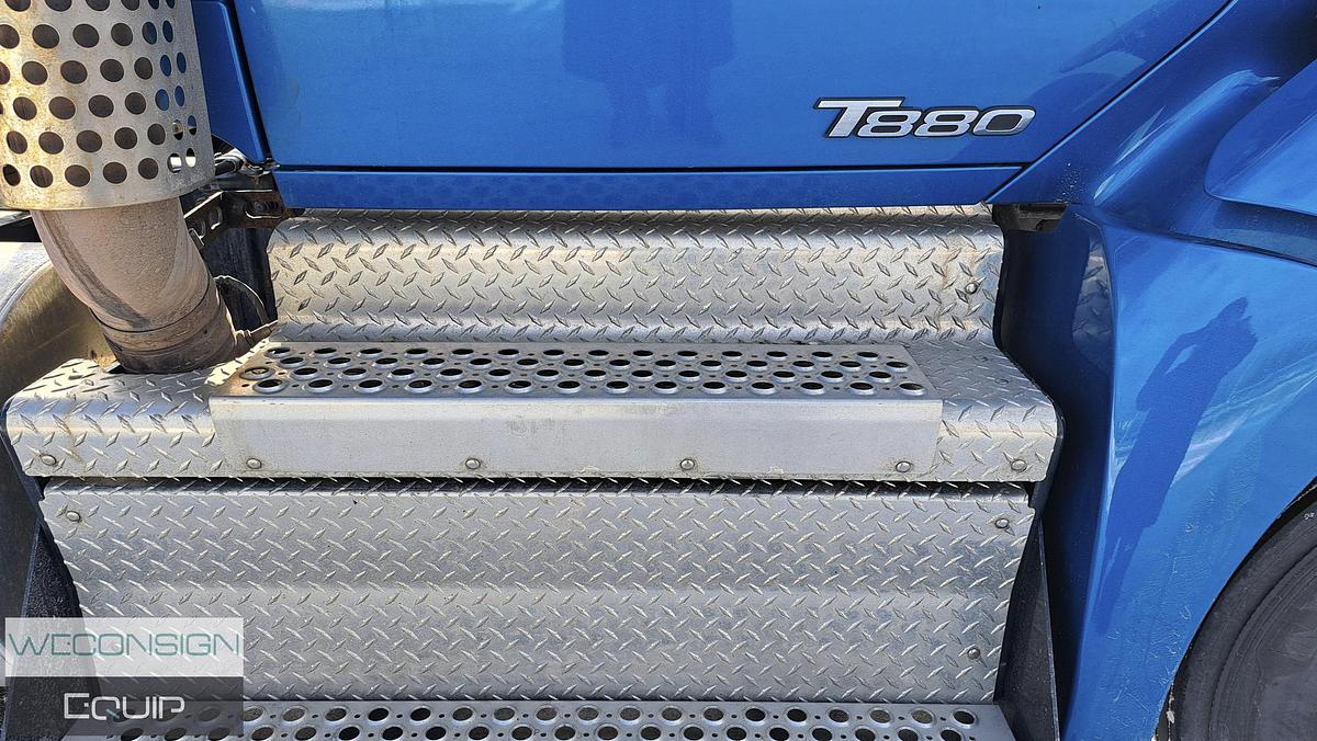 Used 2020 Kenworth T880