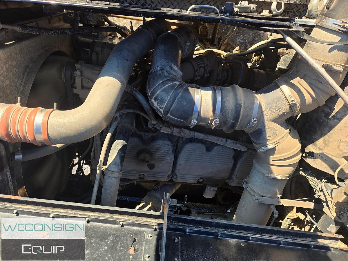 Used 2006 Kenworth C500B Bed Truck