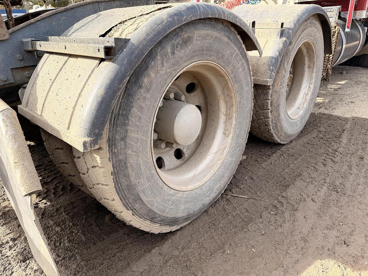 Used 1998 Peterbilt 379 Heavy Haul Truck