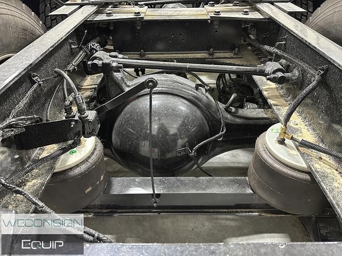 Used 2019 Kenworth W900L Sleeper Tandem Yellow