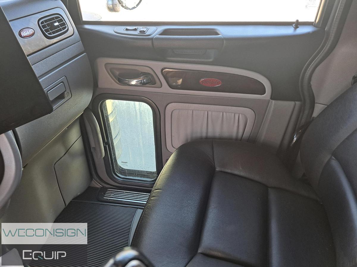 Used 2022 Peterbilt 389 Sleeper Truck Tractor