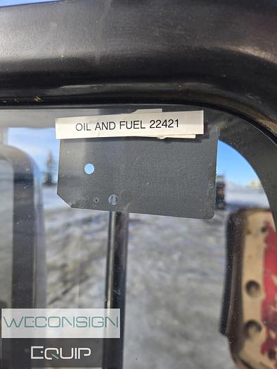 Used 2013 Peterbilt 367 Sleeper Winch Truck