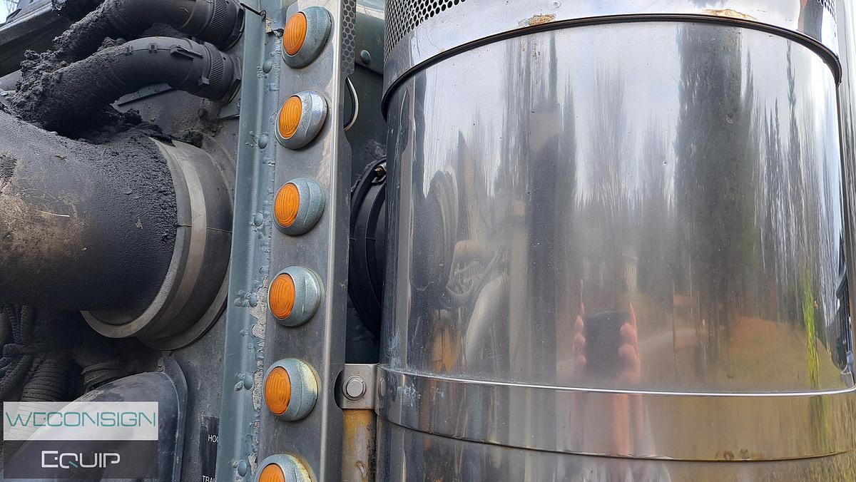 Used 2005 Peterbilt 379