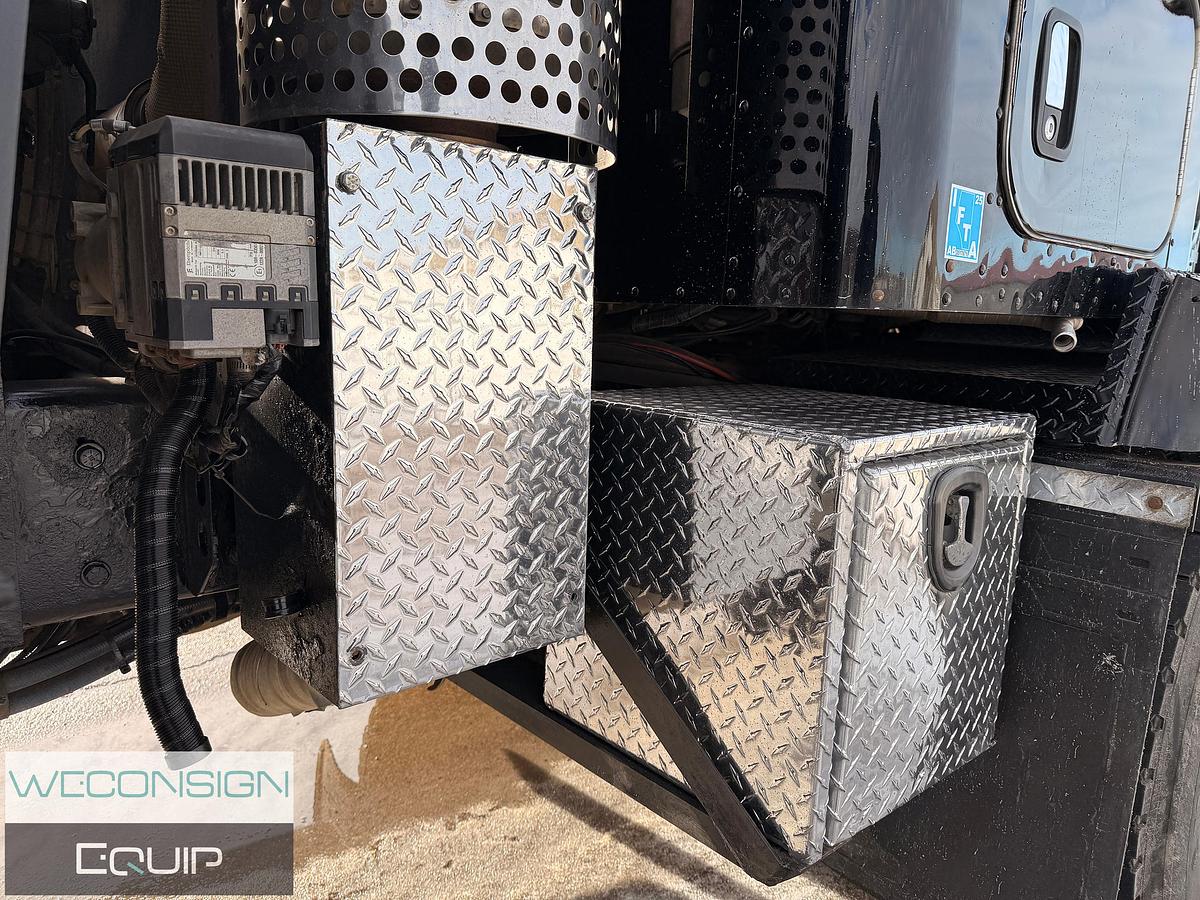 Used 2014 Kenworth C500B 45 Ton Picker Truck