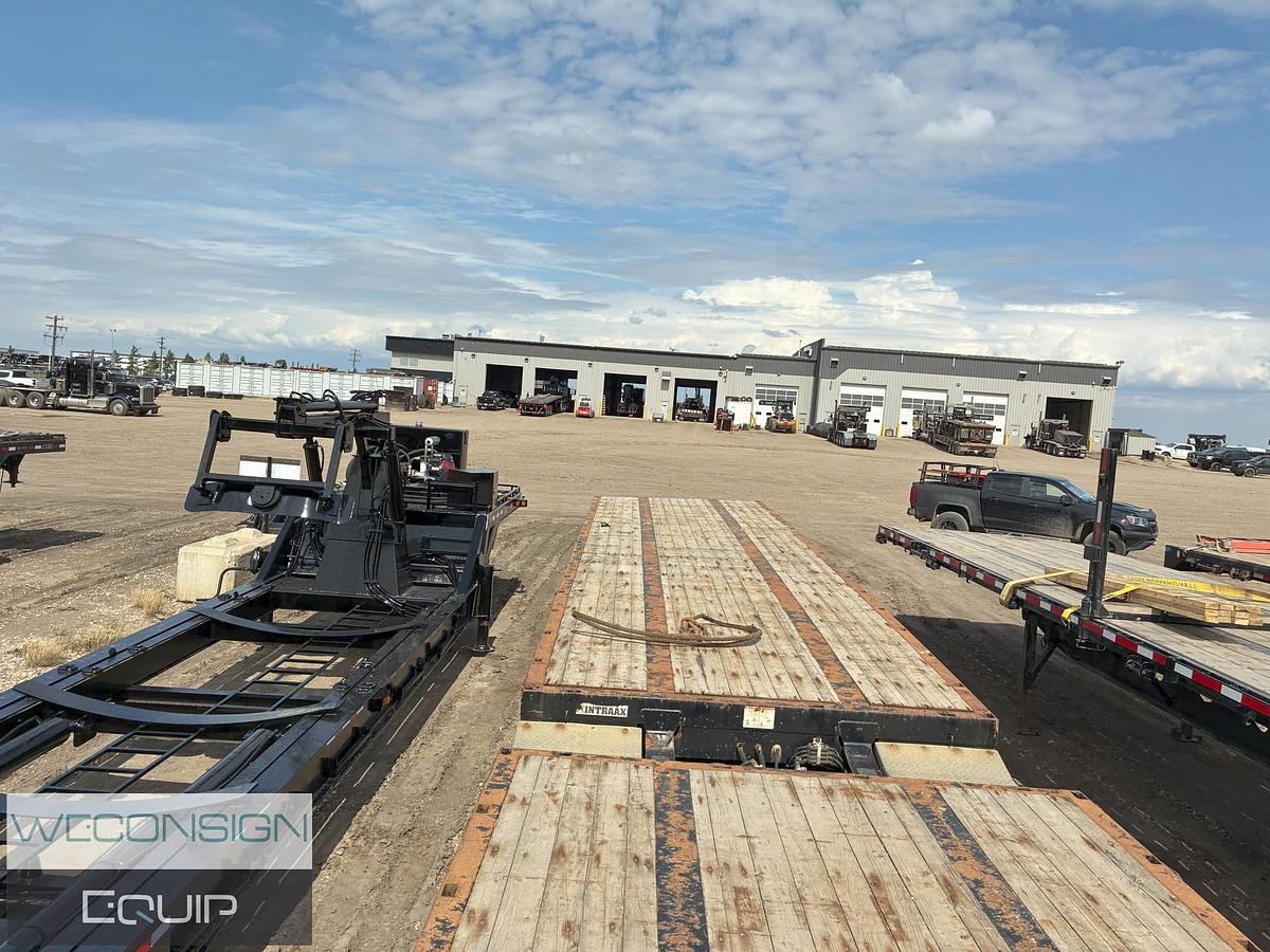 Used 2011 Doepker HB140701 Super B Flat Deck