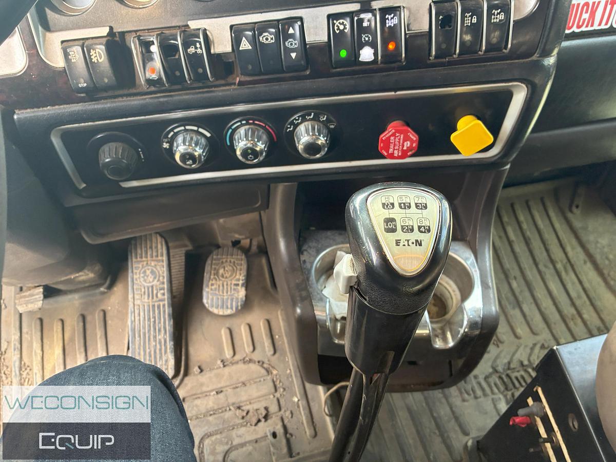 Used 2010 Kenworth T800 Tri Drive Combo Vac