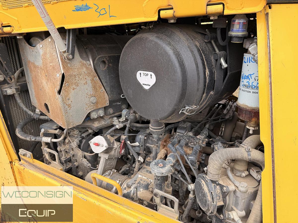 Used 2014 Komatsu D65i Dozer