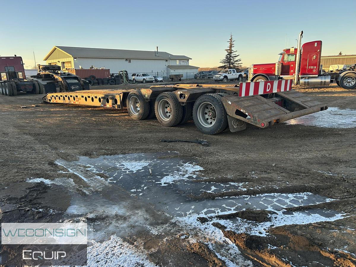 Used 2011 Gerry's 60T 9 Axle Lowbed Combination