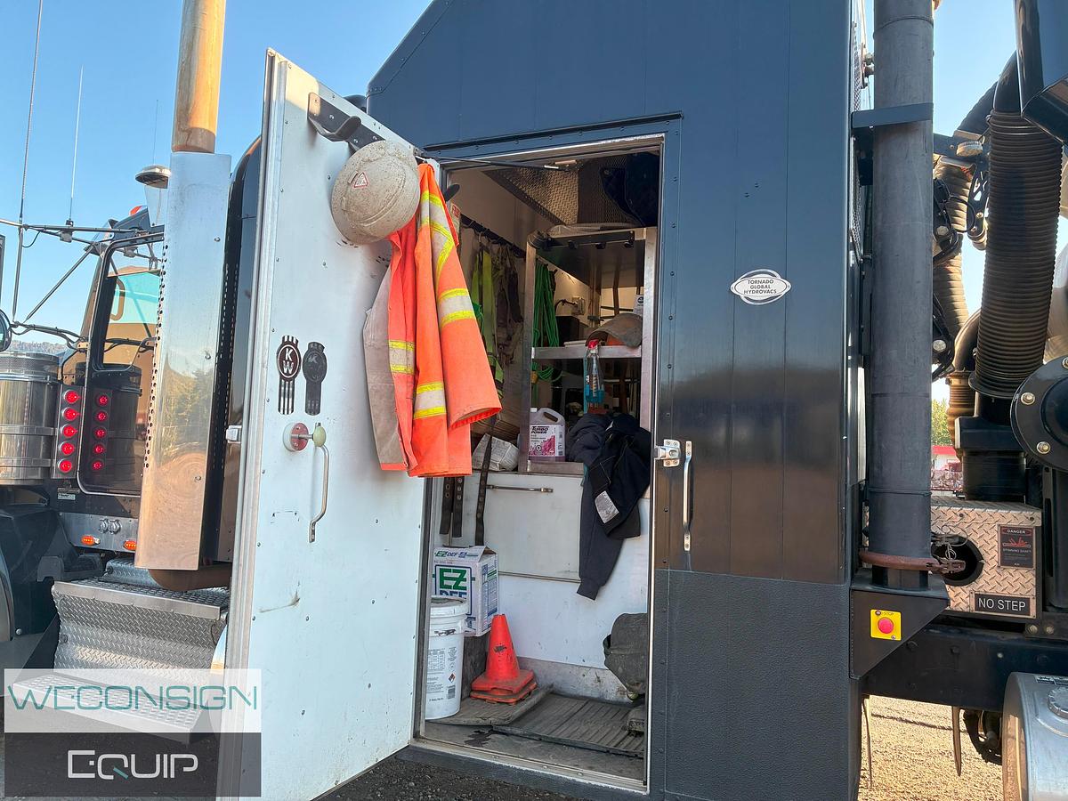 Used 2023 Kenworth T800 Tri-Drive Tornado Hydrovac