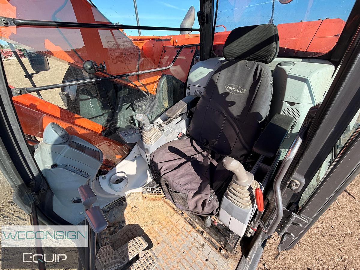 Used 2015 Hitachi 225US Excavator