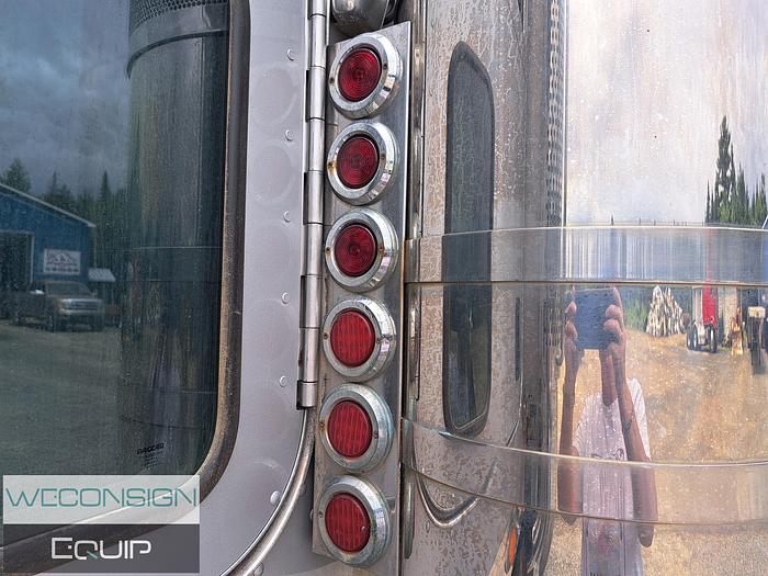 Used 2006 Peterbilt 379 Heavy Haul Truck Tractor