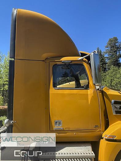 Used 2019 Western Star 5700XE DC Day Cab Truck Tractor