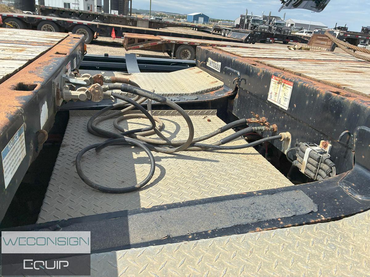 Used 2011 Doepker HB140701 Super B Flat Deck