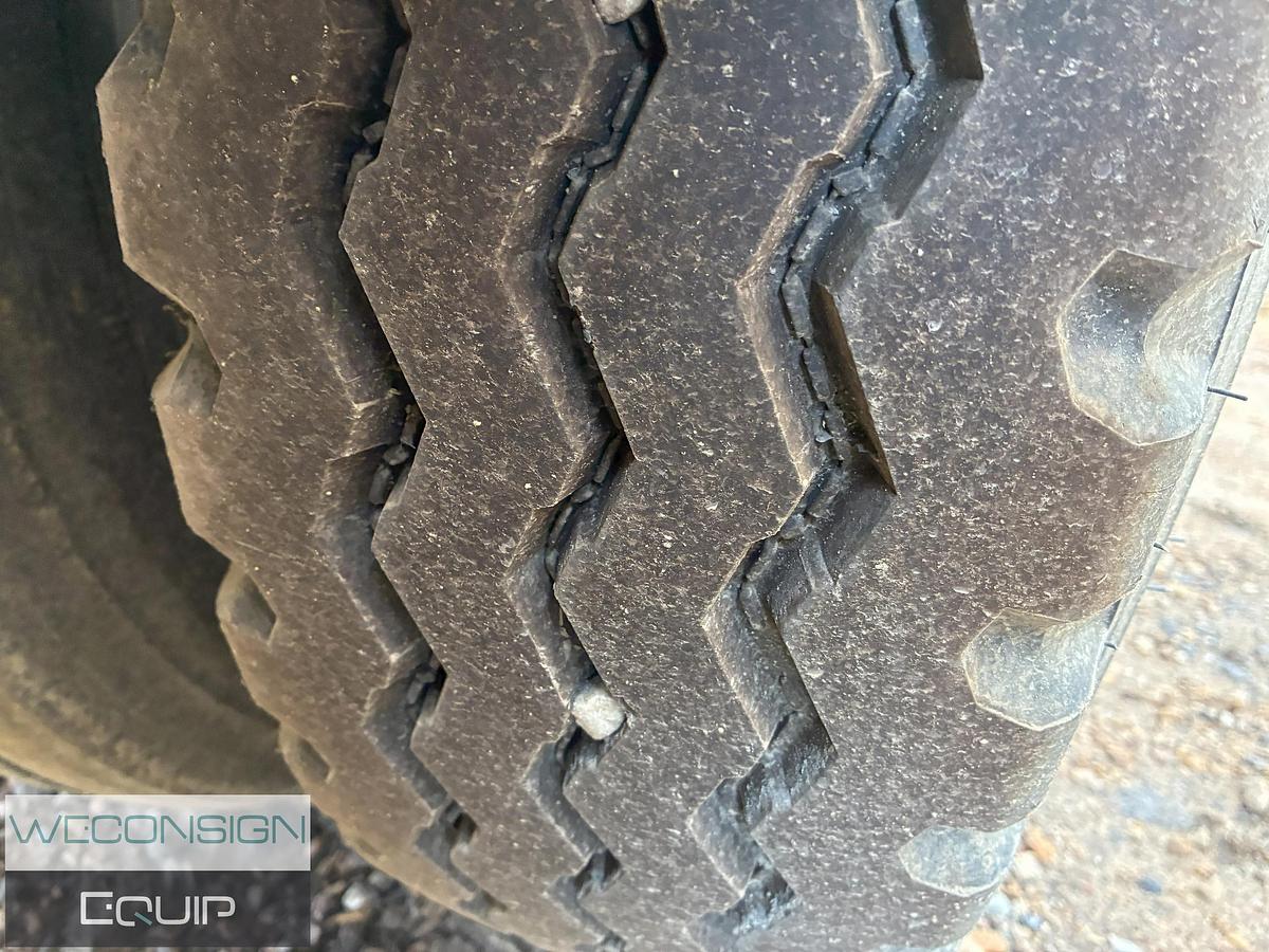 Used 2024 Lode King Super B Grain Trailer