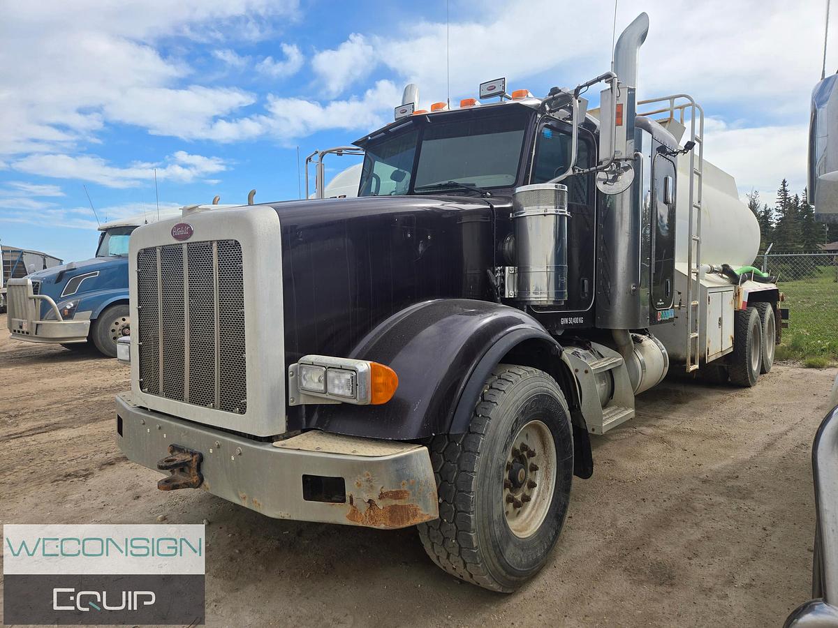 Used 2008 Peterbilt 367 Tanker Truck